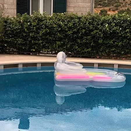 Kate - By Guide * ドゥブロブニク