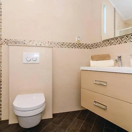 Kate - By Guide * ドゥブロブニク